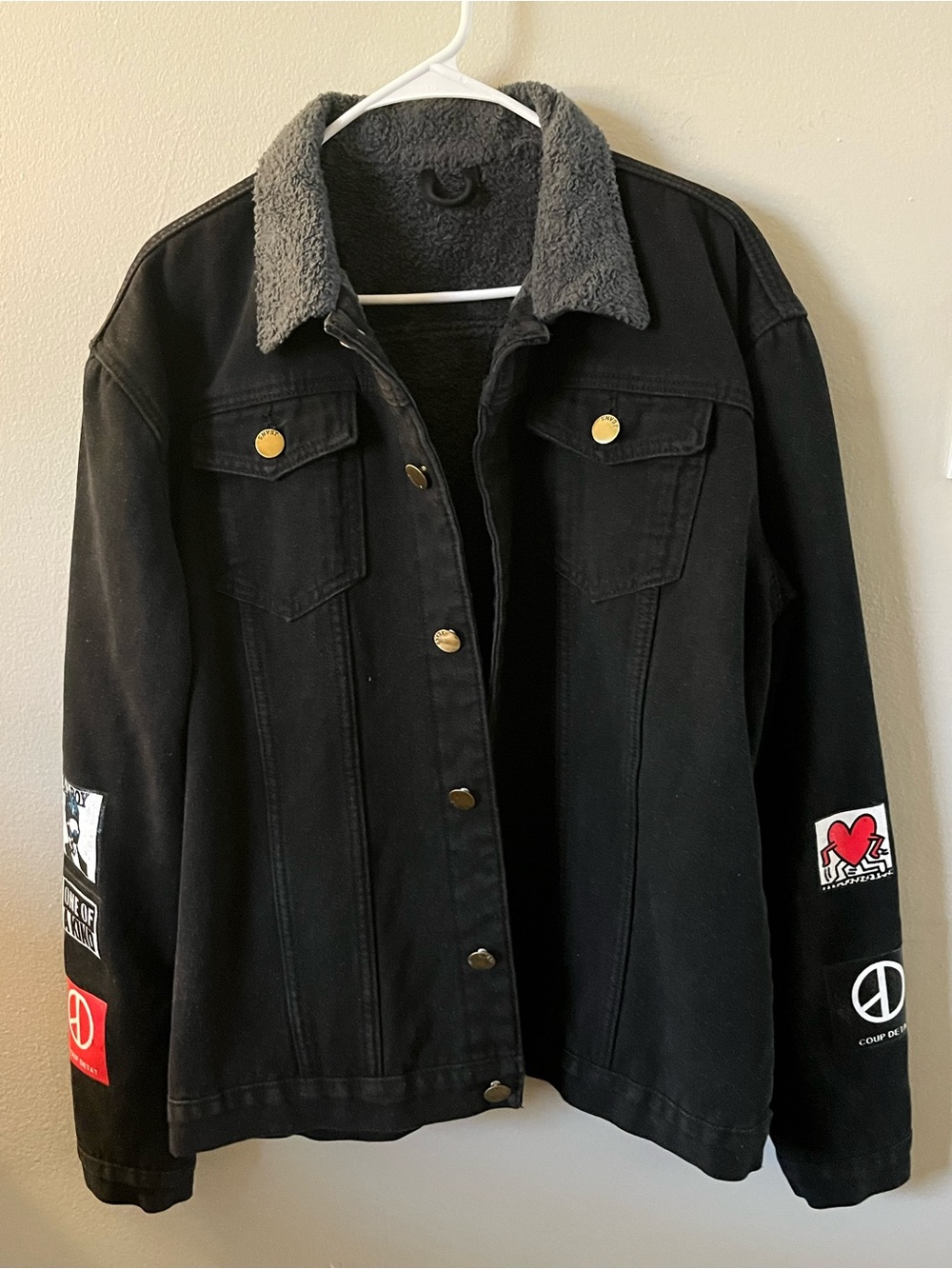 Black Sherpa-Lined Patch Denim Jacket for Women